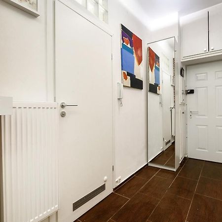 Downtown Buda Homes Relax Будапеща Екстериор снимка